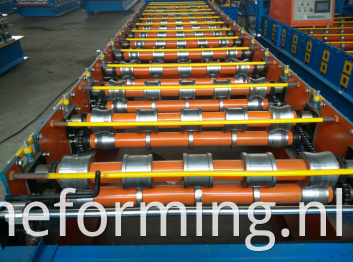 Steel & Metal Roof Tile Roll Forming Machine for Sale